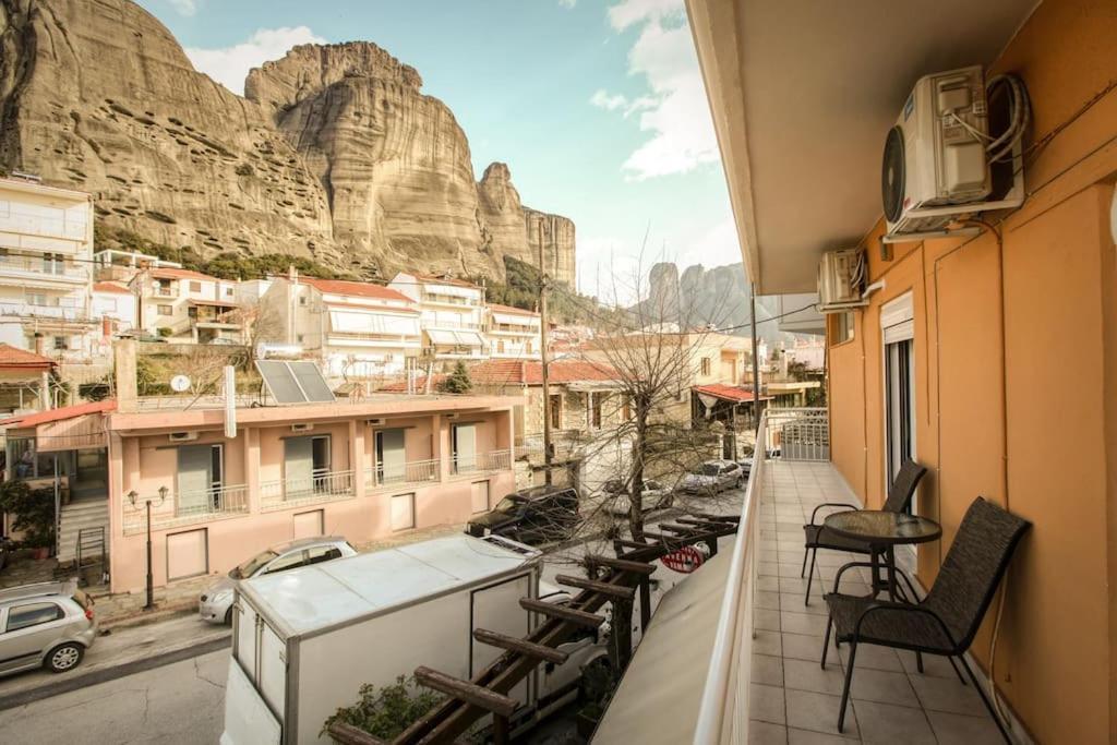 Апартаменты House With Amazing View Of Meteora Калампака Экстерьер фото